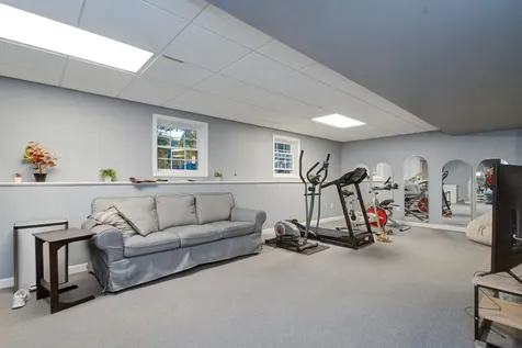 23 Ryan Farm Road Windham NH 03087