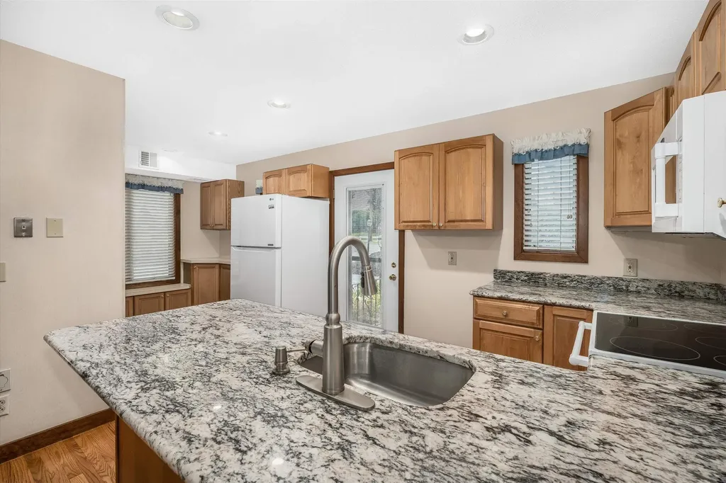 51 River Front Drive Manchester NH 03102