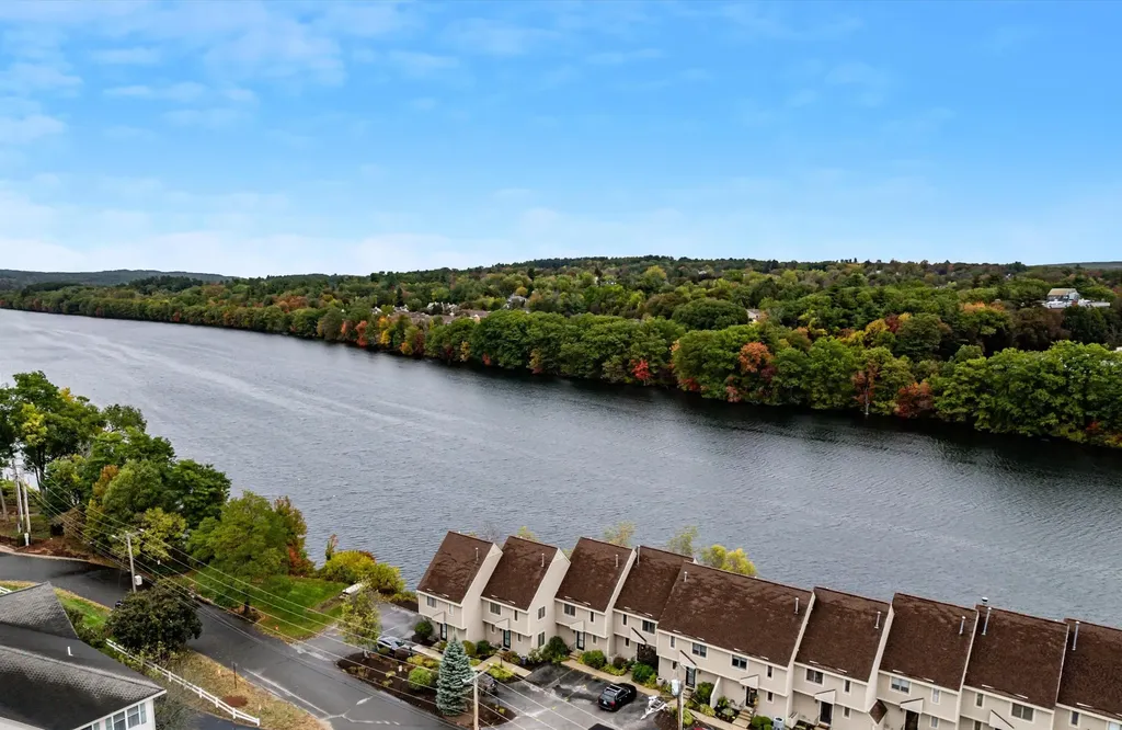 51 River Front Drive Manchester NH 03102