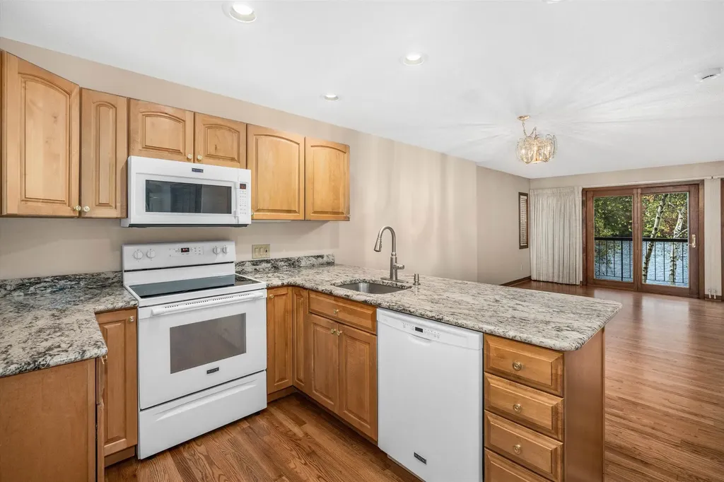 51 River Front Drive Manchester NH 03102