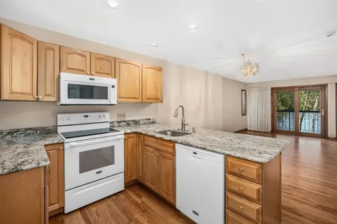 51 River Front Drive Manchester NH 03102