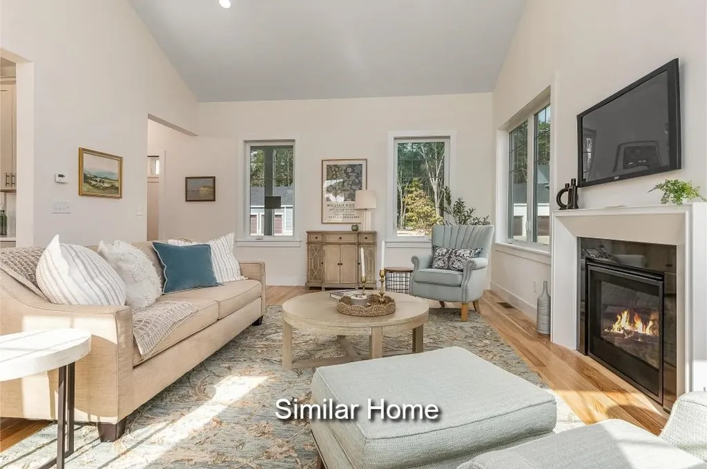 23 Cascade Circle Kennebunk ME 04043