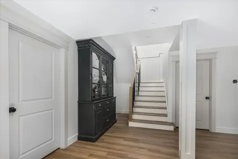 63 Commanders Helm Laconia NH 03246