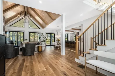 63 Commanders Helm Laconia NH 03246