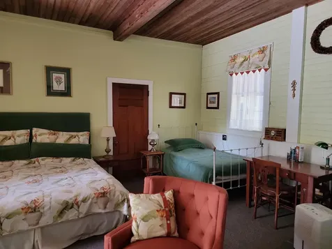 75 Summer Street Bristol NH 03222