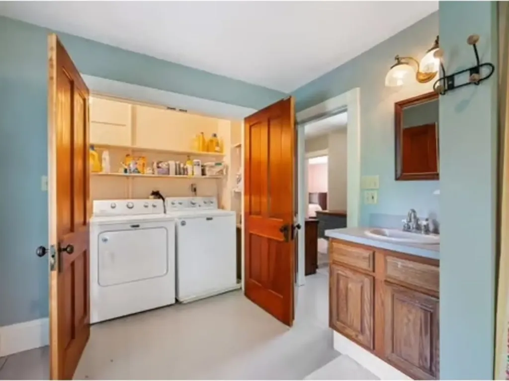 332 Main Street Shoreham VT 05770