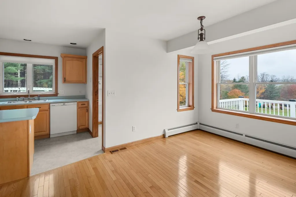 307 West Sleepy Hollow Road Essex Junction VT 05452