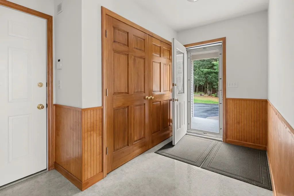 307 West Sleepy Hollow Road Essex Junction VT 05452