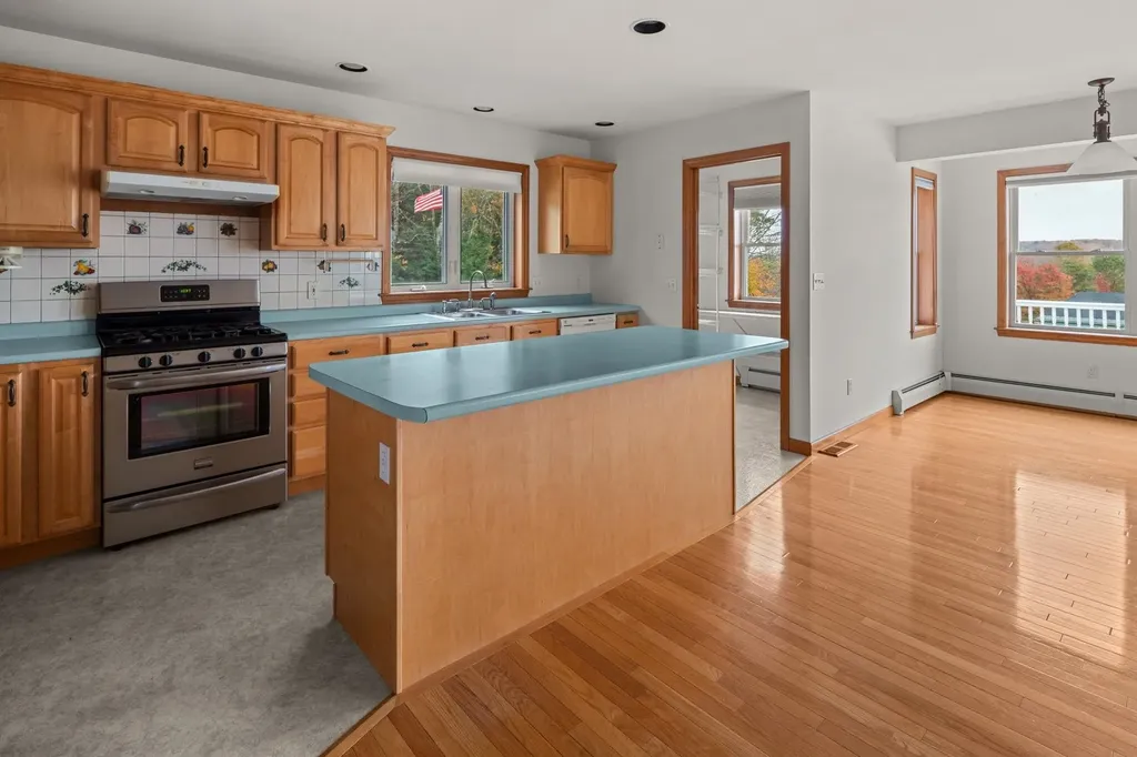 307 West Sleepy Hollow Road Essex Junction VT 05452