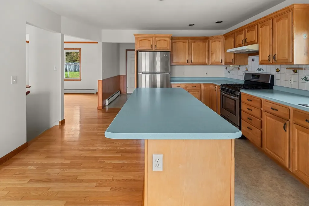 307 West Sleepy Hollow Road Essex Junction VT 05452