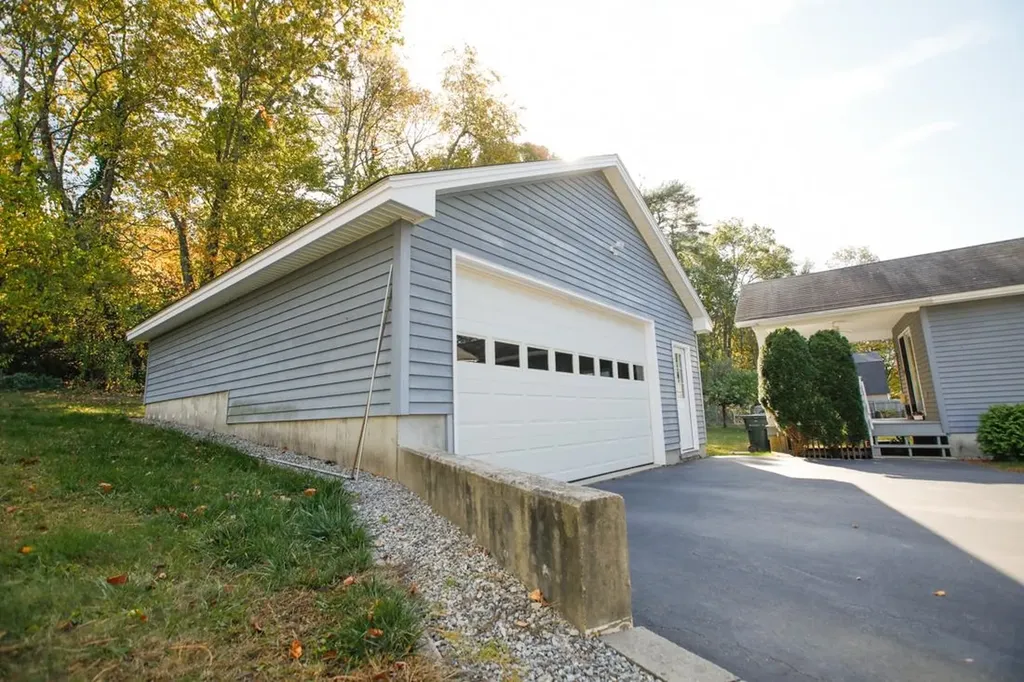 412 West Mitchell Street Manchester NH 03103