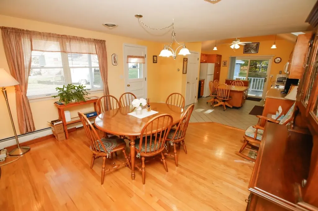 412 West Mitchell Street Manchester NH 03103