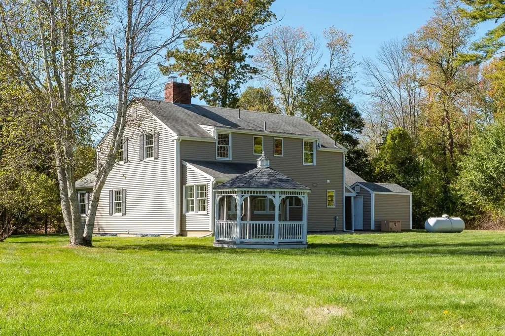 25 Emerson Road Durham NH 03824