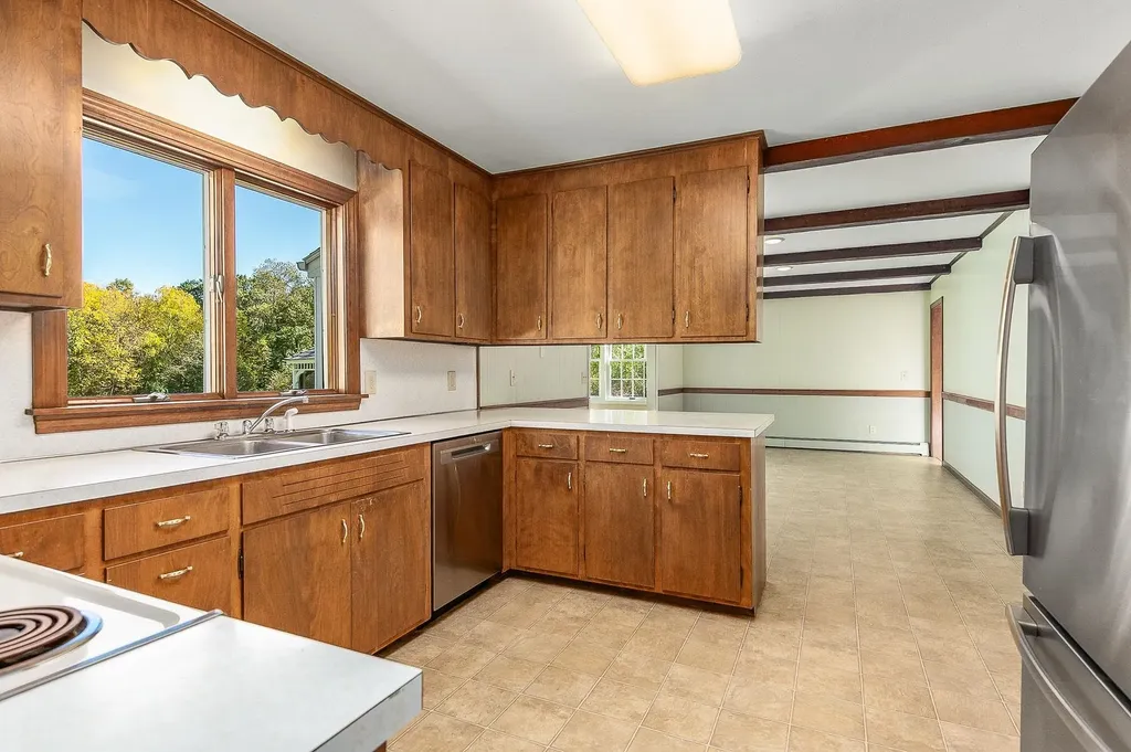 25 Emerson Road Durham NH 03824