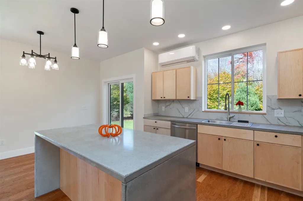 4 Village Hill Lane Huntington VT 05462