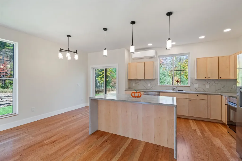 4 Village Hill Lane Huntington VT 05462