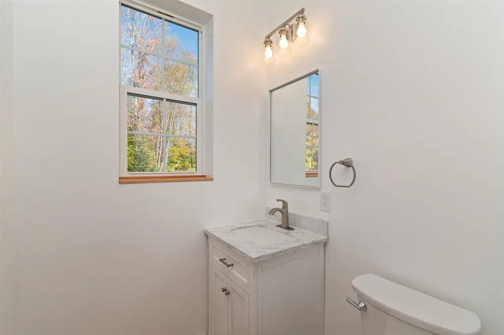 4 Village Hill Lane Huntington VT 05462