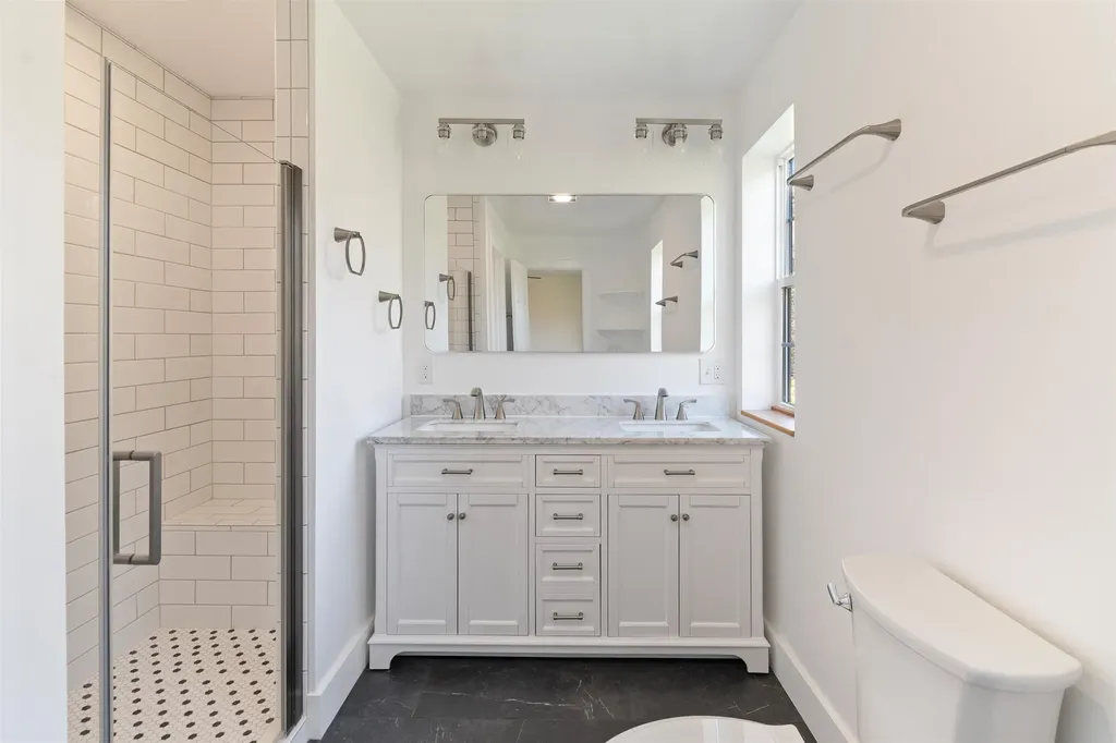 4 Village Hill Lane Huntington VT 05462