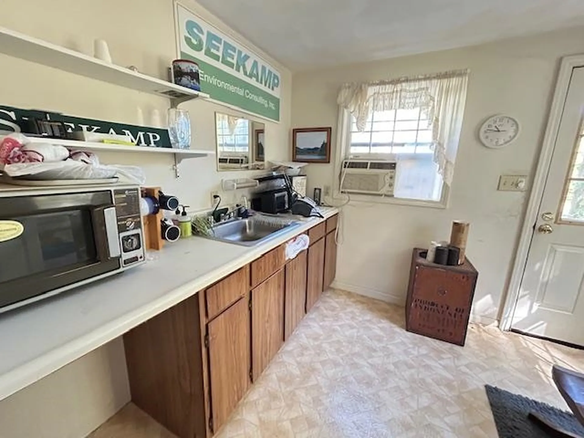 129 Route 125 Kingston NH 03848