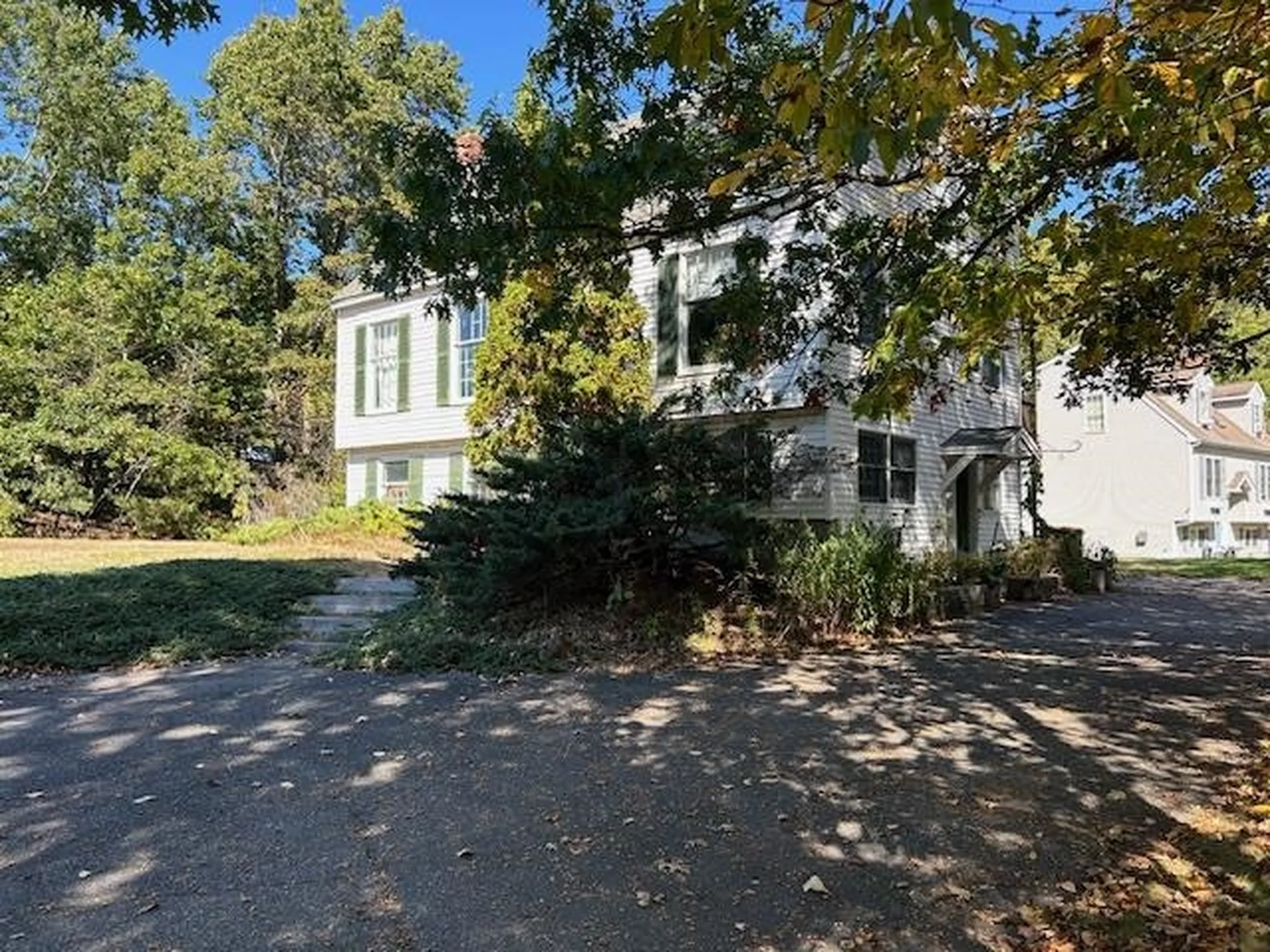 129 Route 125 Kingston NH 03848