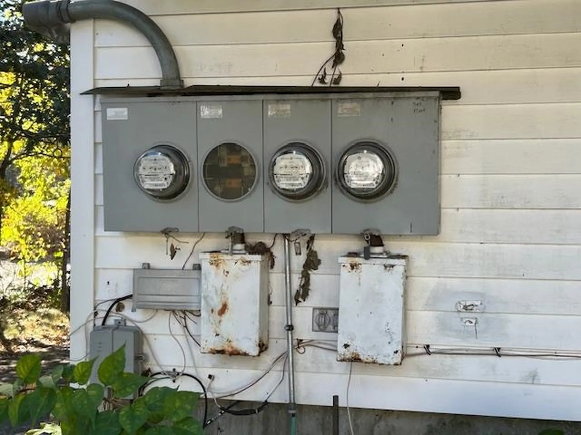 129 Route 125 Kingston NH 03848