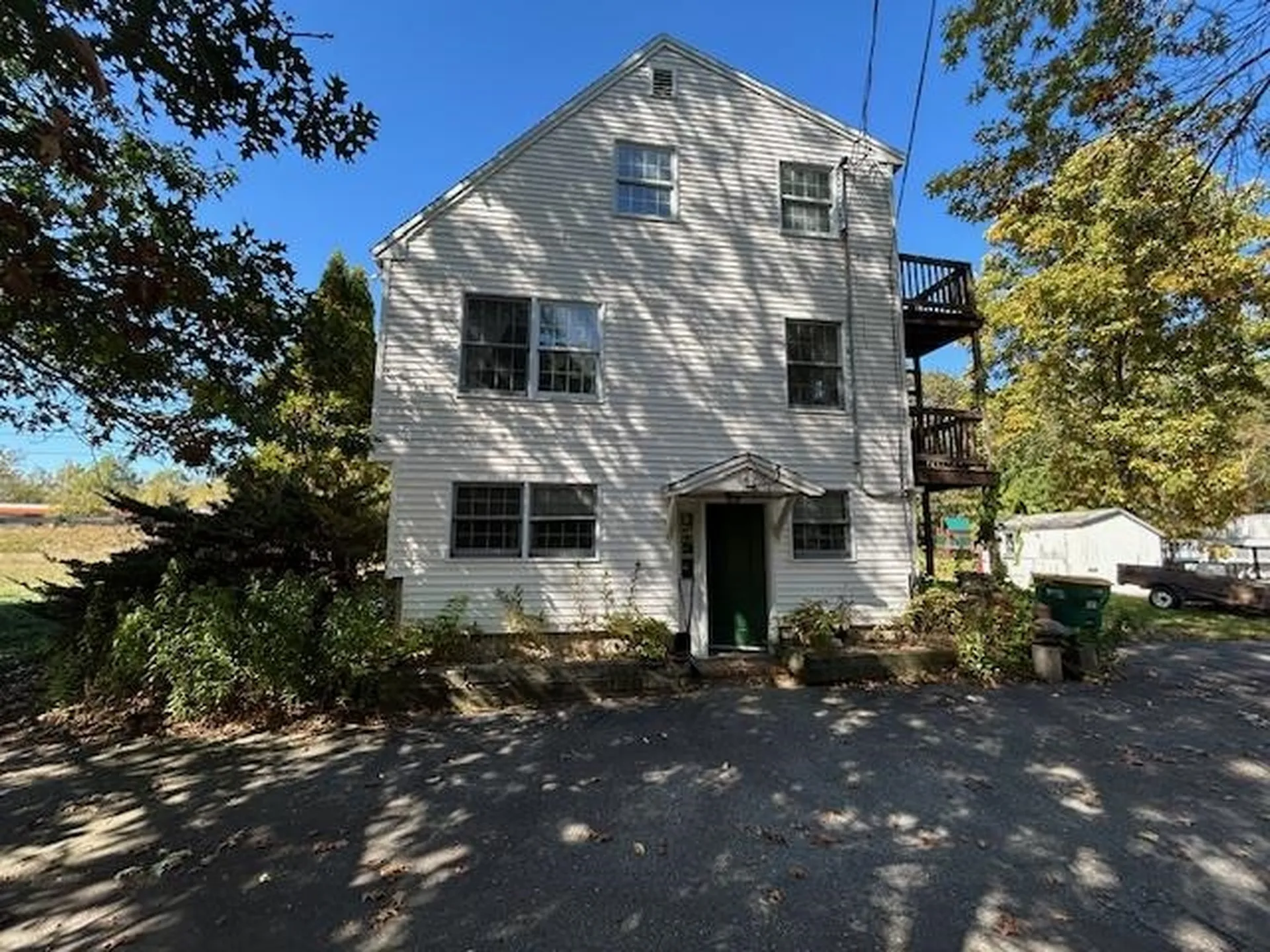 129 Route 125 Kingston NH 03848