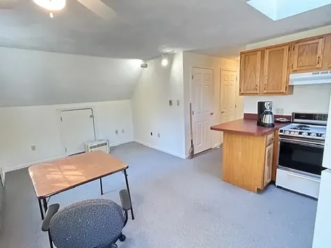 129 Route 125 Kingston NH 03848