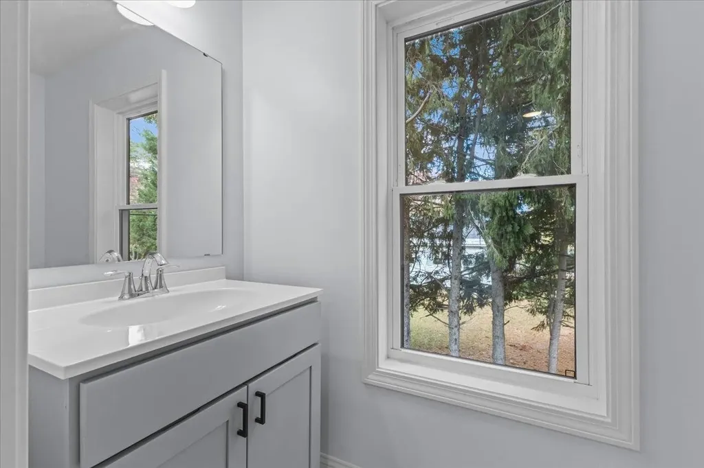 162 West Street Essex Junction VT 05452