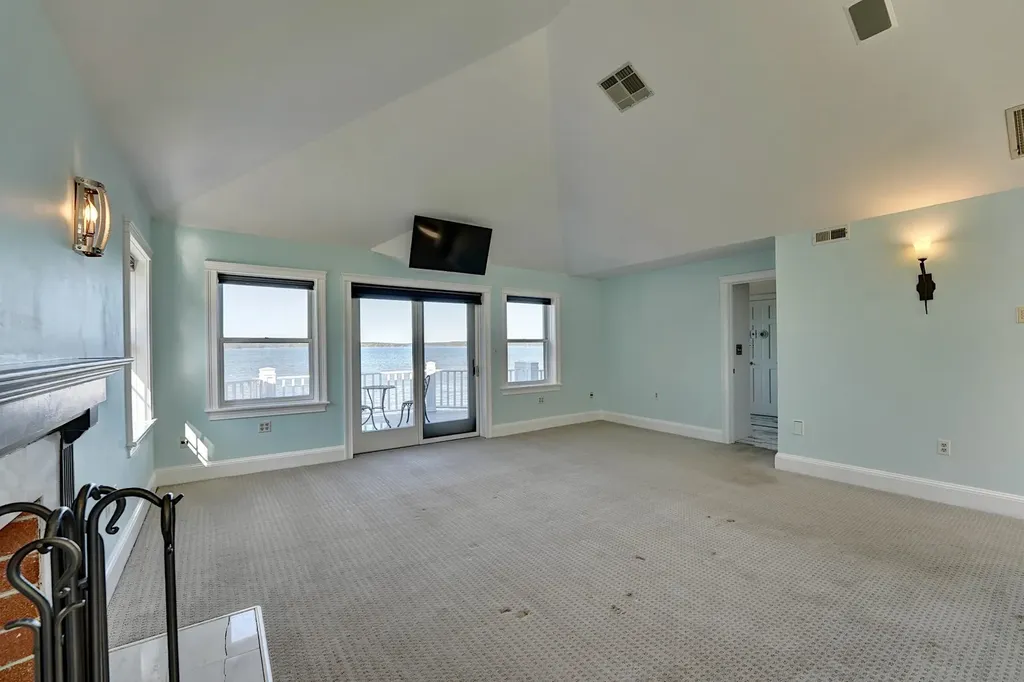 28 Osprey Cove Greenland NH 03840