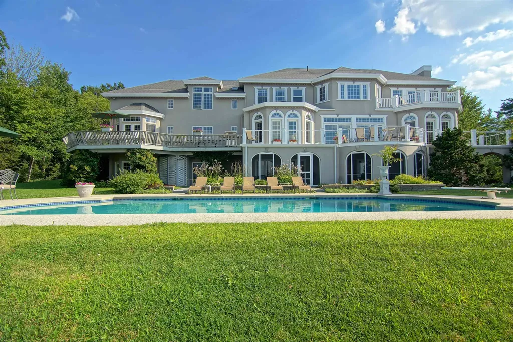 28 Osprey Cove Greenland NH 03840