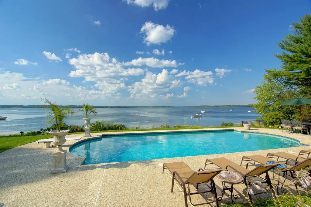 28 Osprey Cove Greenland NH 03840