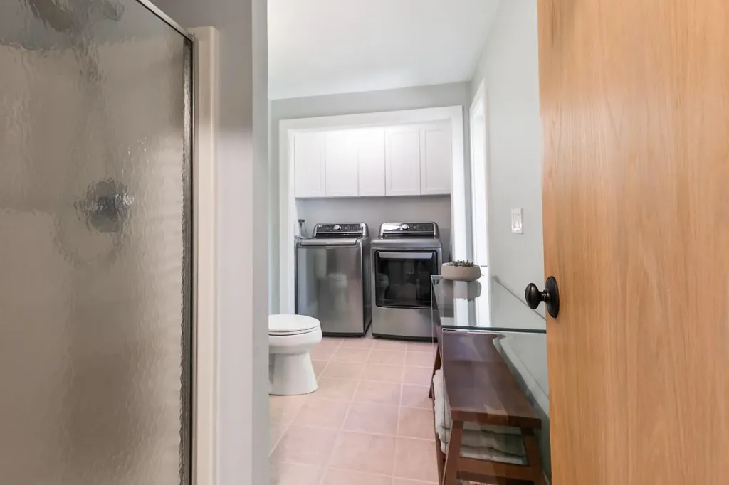 26 Seasons Lane Londonderry NH 03053