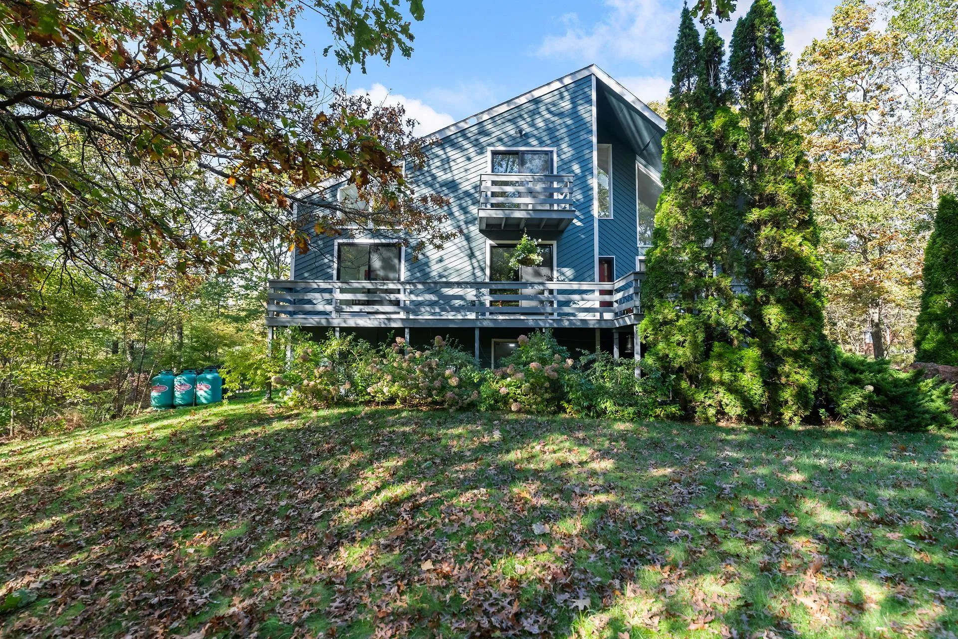 26 Seasons Lane Londonderry NH 03053