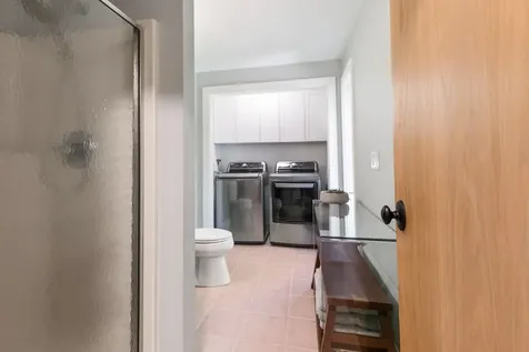 26 Seasons Lane Londonderry NH 03053