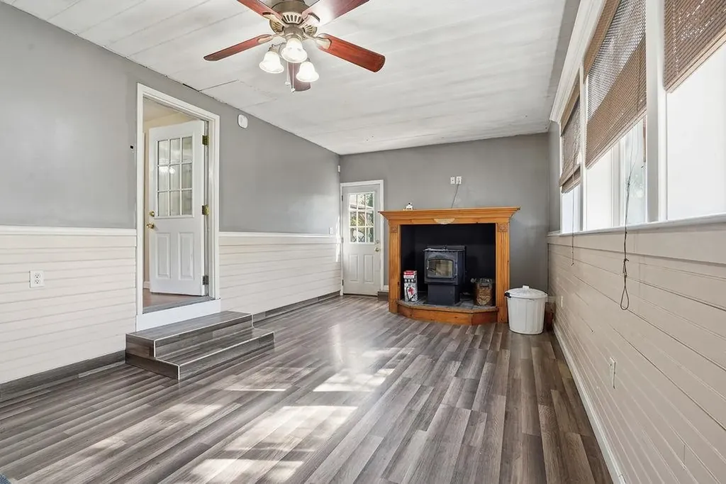 2 Fox Meadow Road Nashua NH 03060