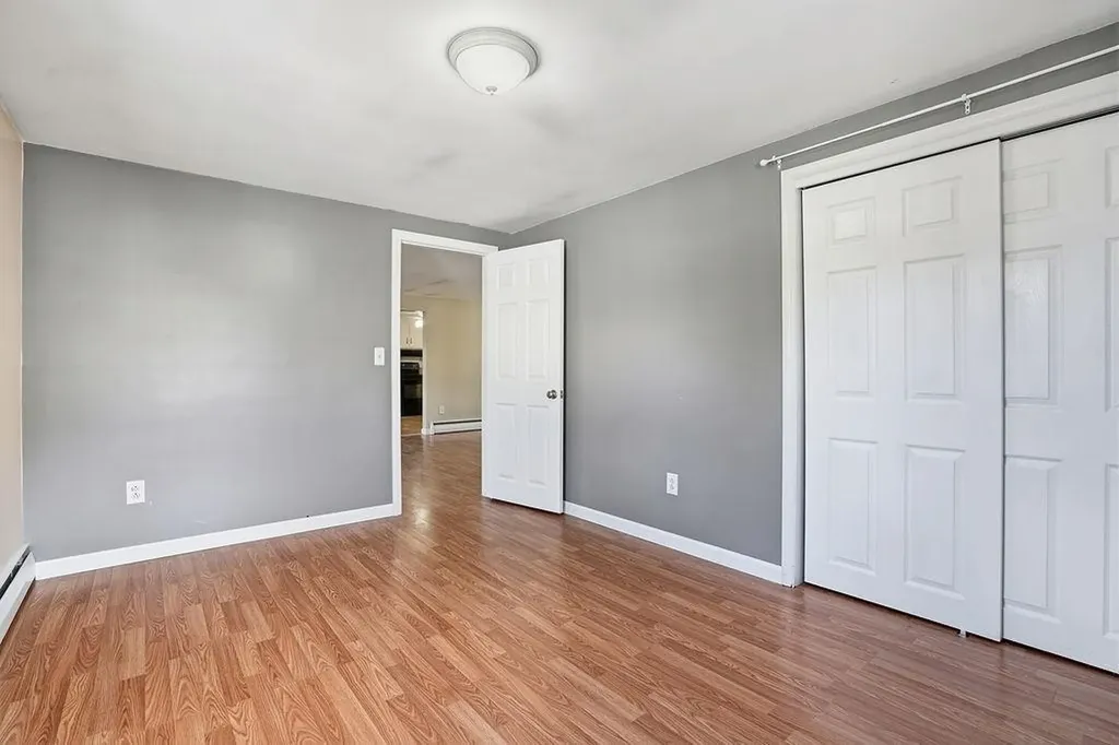 2 Fox Meadow Road Nashua NH 03060