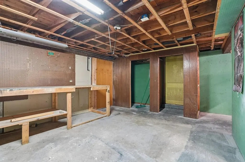 2 Fox Meadow Road Nashua NH 03060