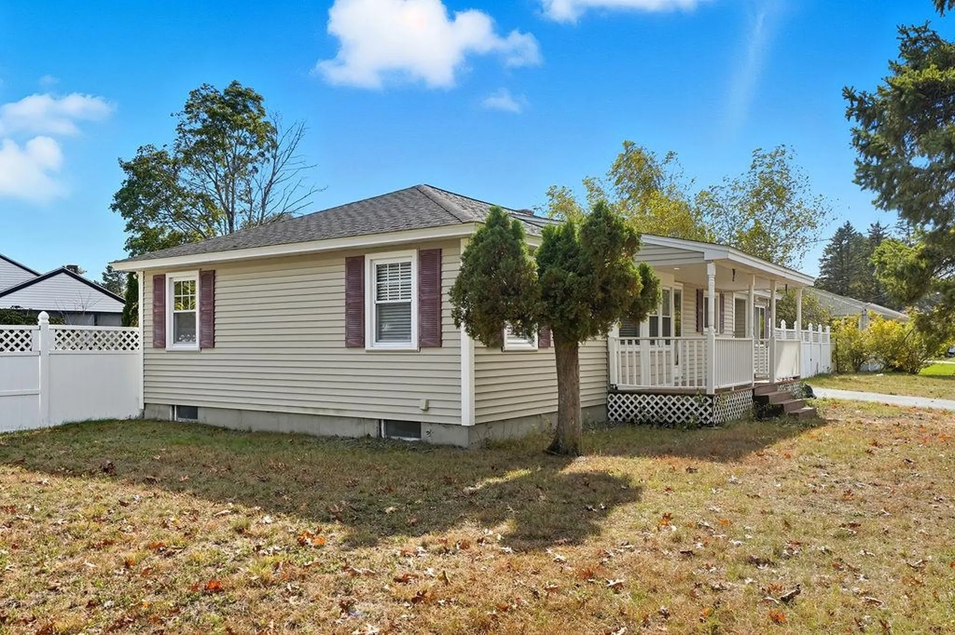 2 Fox Meadow Road Nashua NH 03060