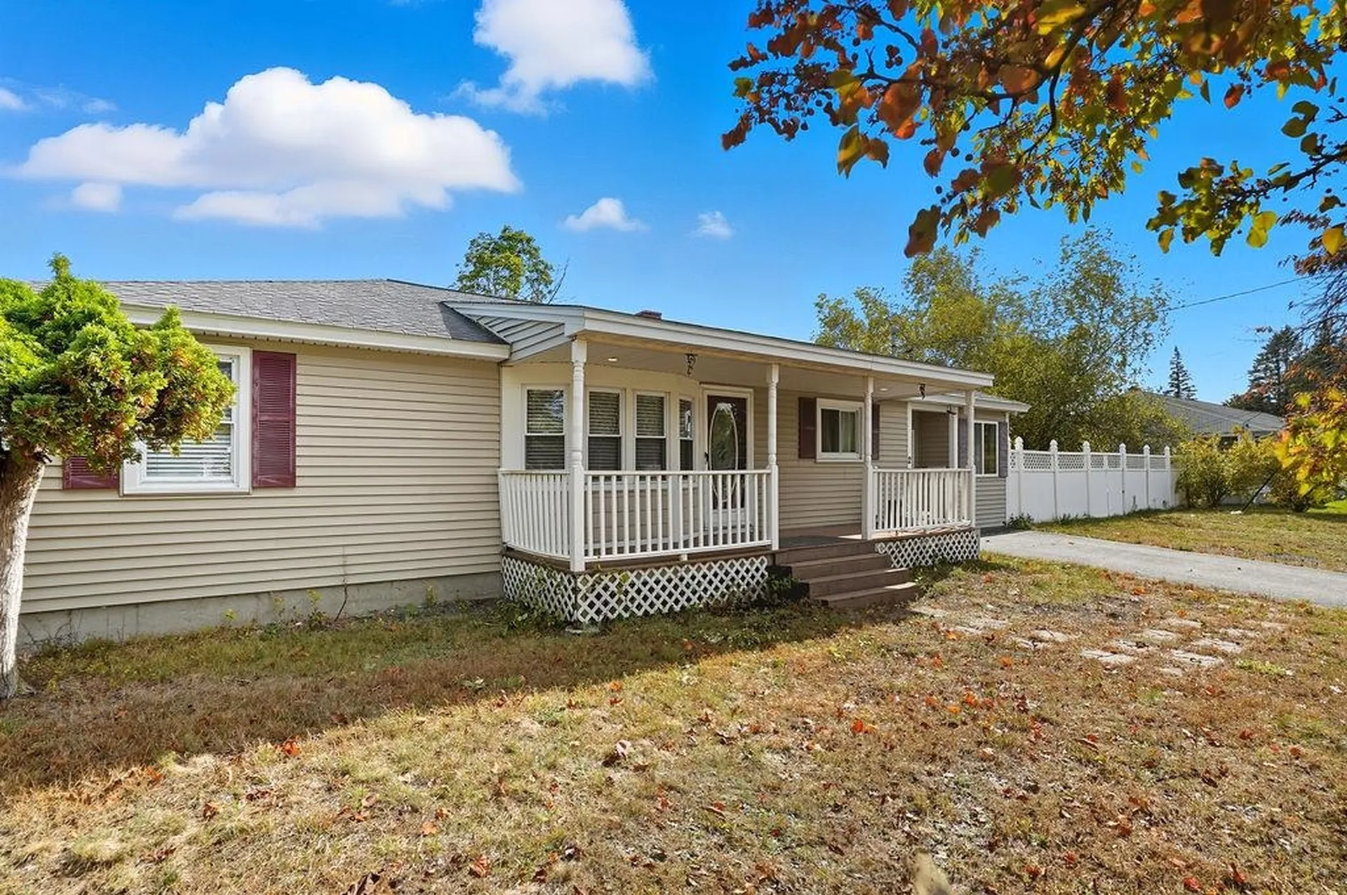 2 Fox Meadow Road Nashua NH 03060