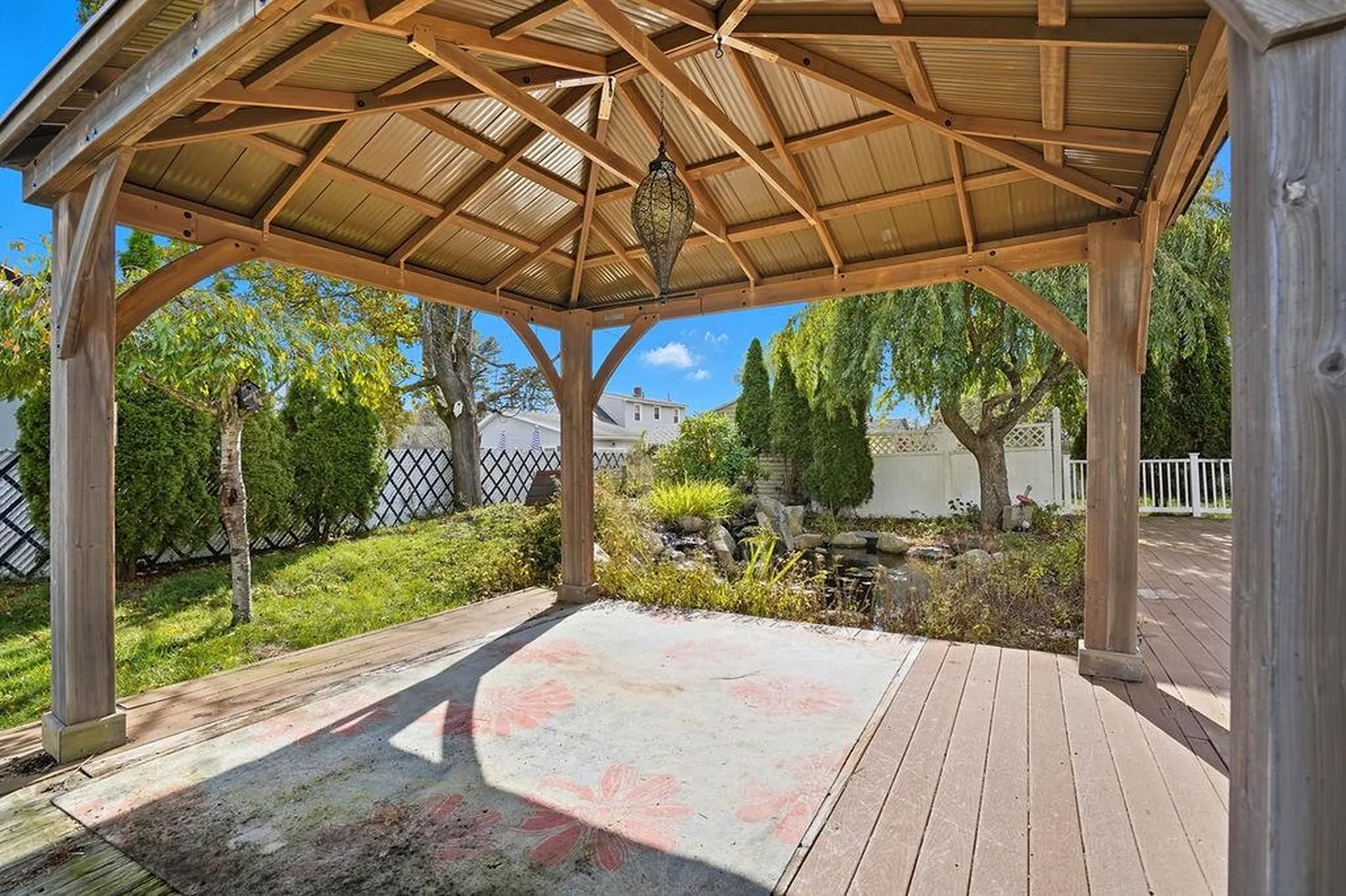 2 Fox Meadow Road Nashua NH 03060