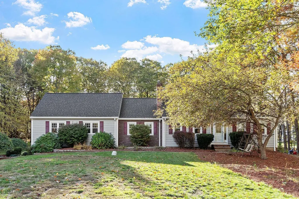 24 Alyssa Drive Derry NH 03038