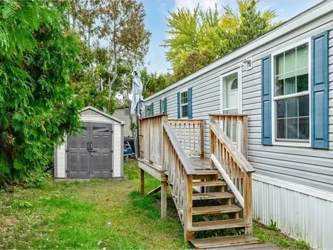 21 Second Street Colchester VT 05641