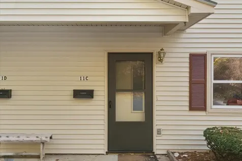 86 Pinecrest Drive Essex Junction VT 05452