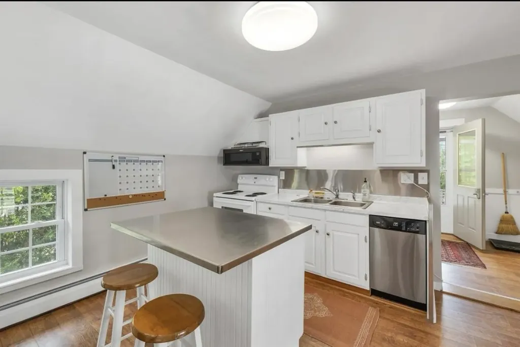 11 Church Street Lincoln NH 03251