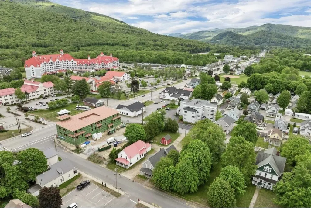 11 Church Street Lincoln NH 03251