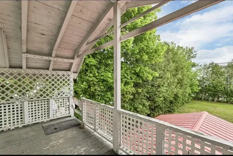 11 Church Street Lincoln NH 03251