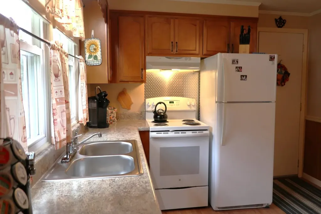 133 Harrington Avenue Rutland City VT 05701