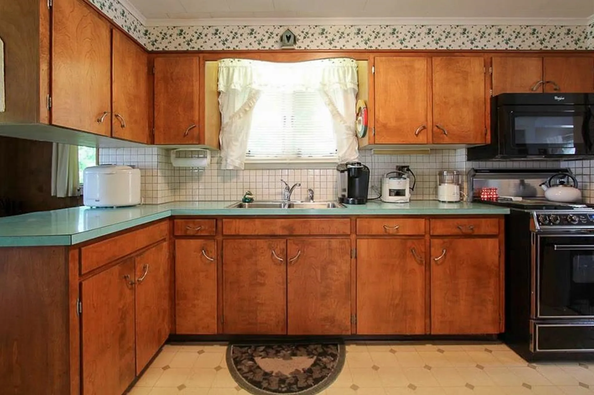 1394 Main Street St. Johnsbury VT 05819