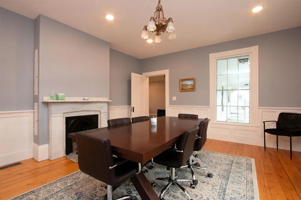 1394 Main Street St. Johnsbury VT 05819