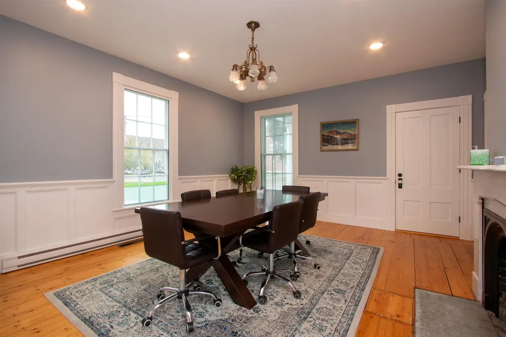 1394 Main Street St. Johnsbury VT 05819